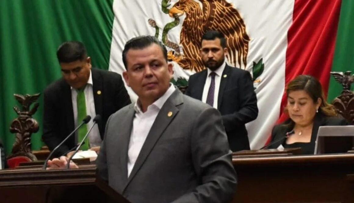 WhatsApp-Image-2025-03-26-at-4.05.09-PM-696x1024-1160x665