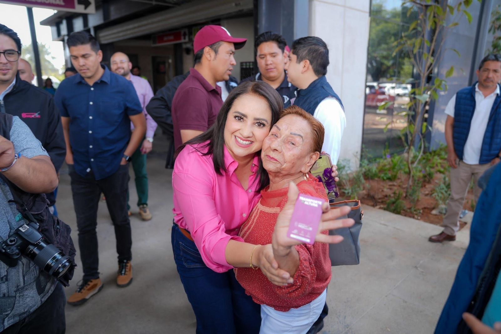 1b27b2e2-7ad3-4e5f-bc19-dd023ffd55f5.jpg