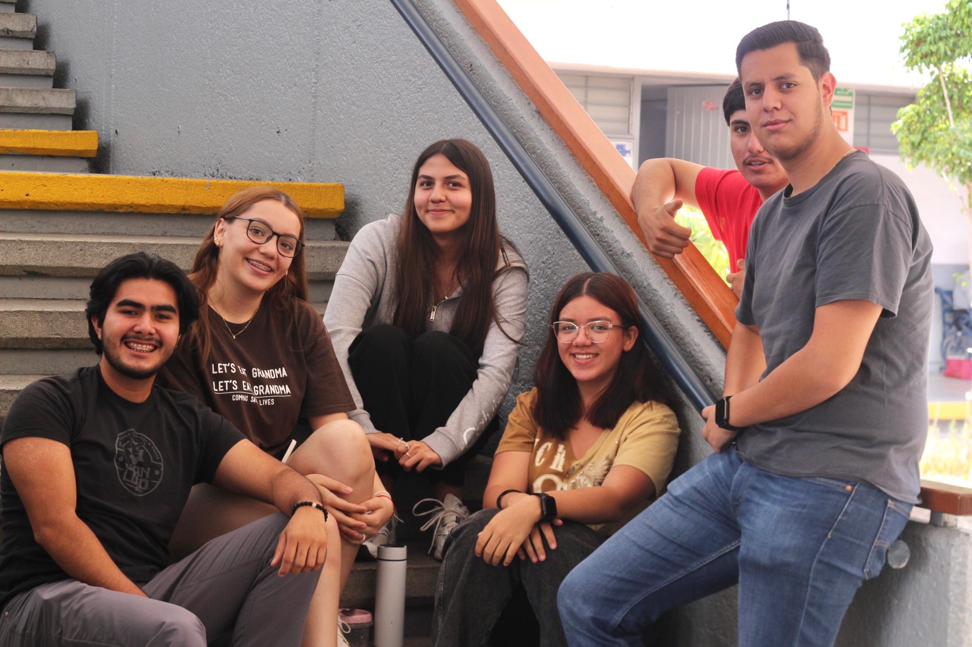 b05afd8f-cca7-4b6b-b3ef-827e74278eec.jpg