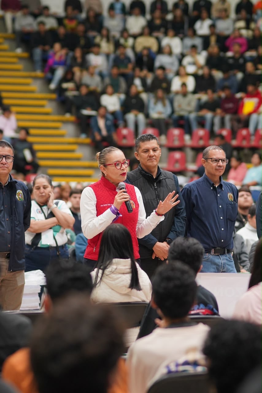 2c899eaa-7f19-4f2d-8cec-939d4acb06e9.jpg