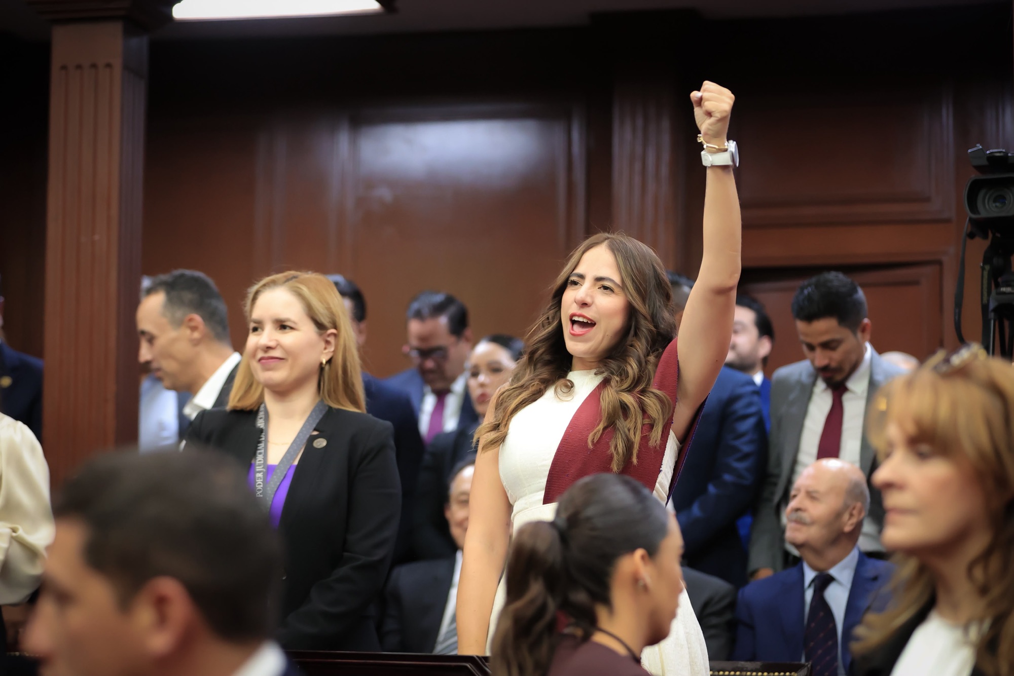 8ce44df0-194a-4c27-a709-1f6aa7bf5351.jpg
